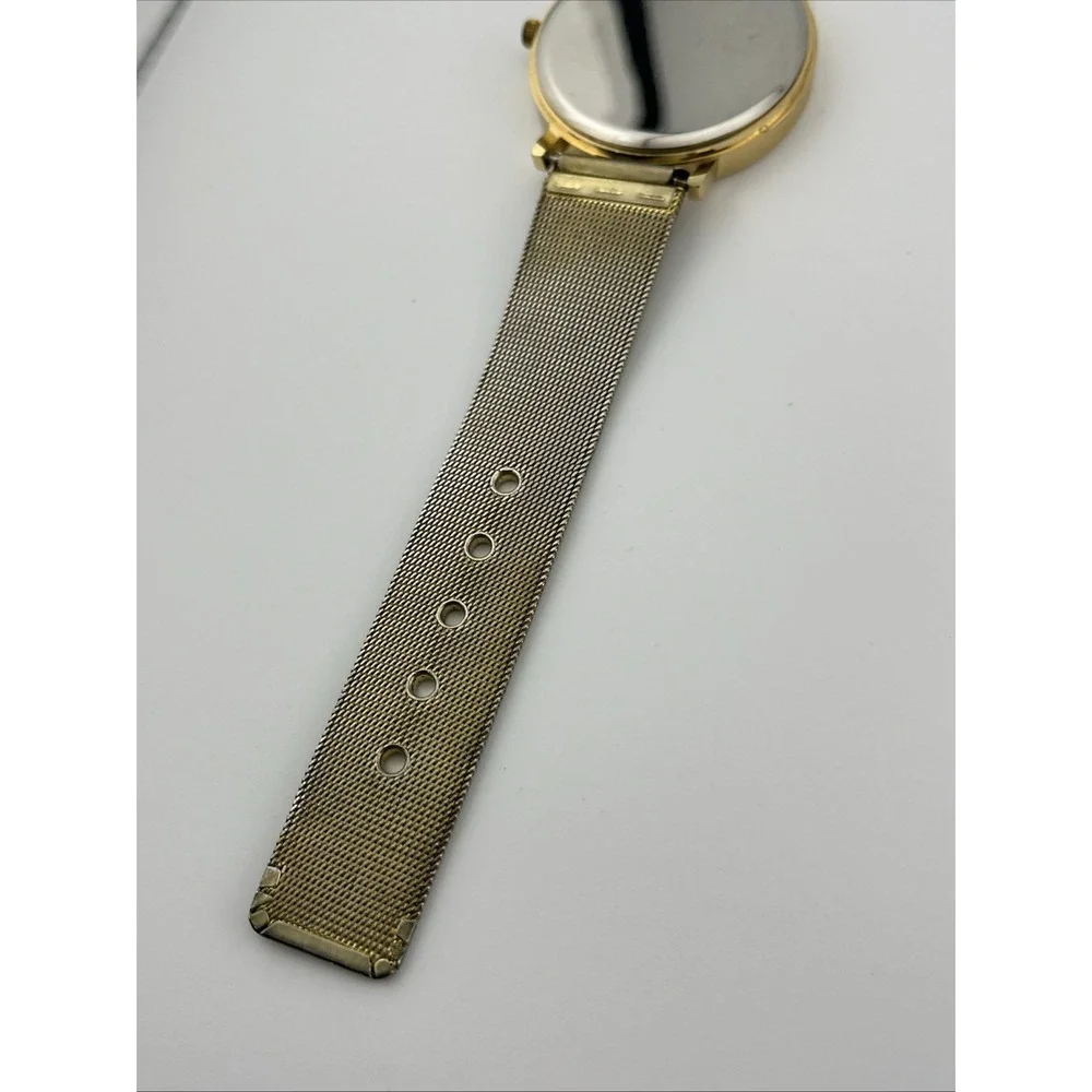 Women's Quartz Watch 40mm Round Gold Tone Mesh Metal‎ Band- New Battery